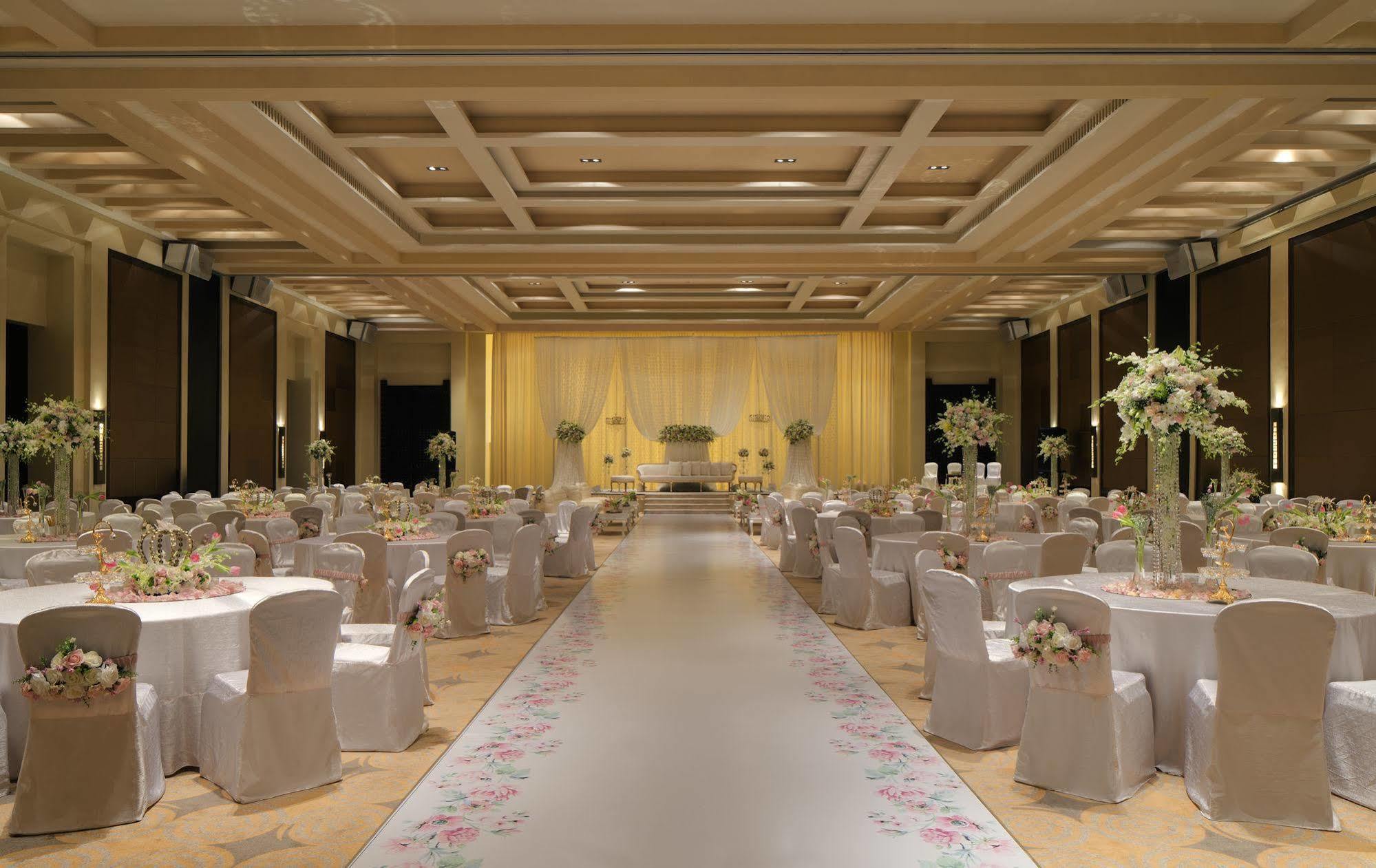Resort Park Hyatt - Marina, Club And